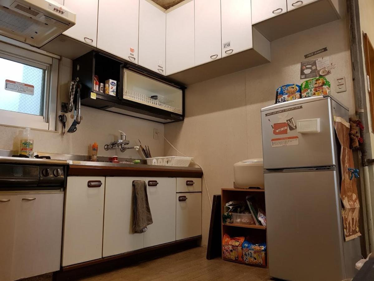 Guest House Koma Osaka Exterior photo